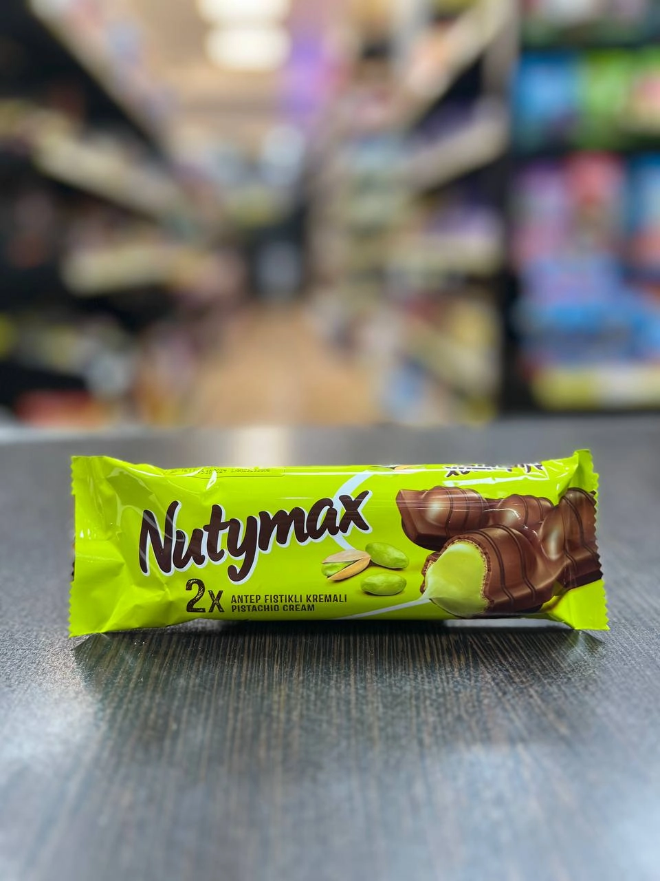 ویفر با کرم پسته ای ناتی مکس ترکیه nutymax بسته 44 گرمی