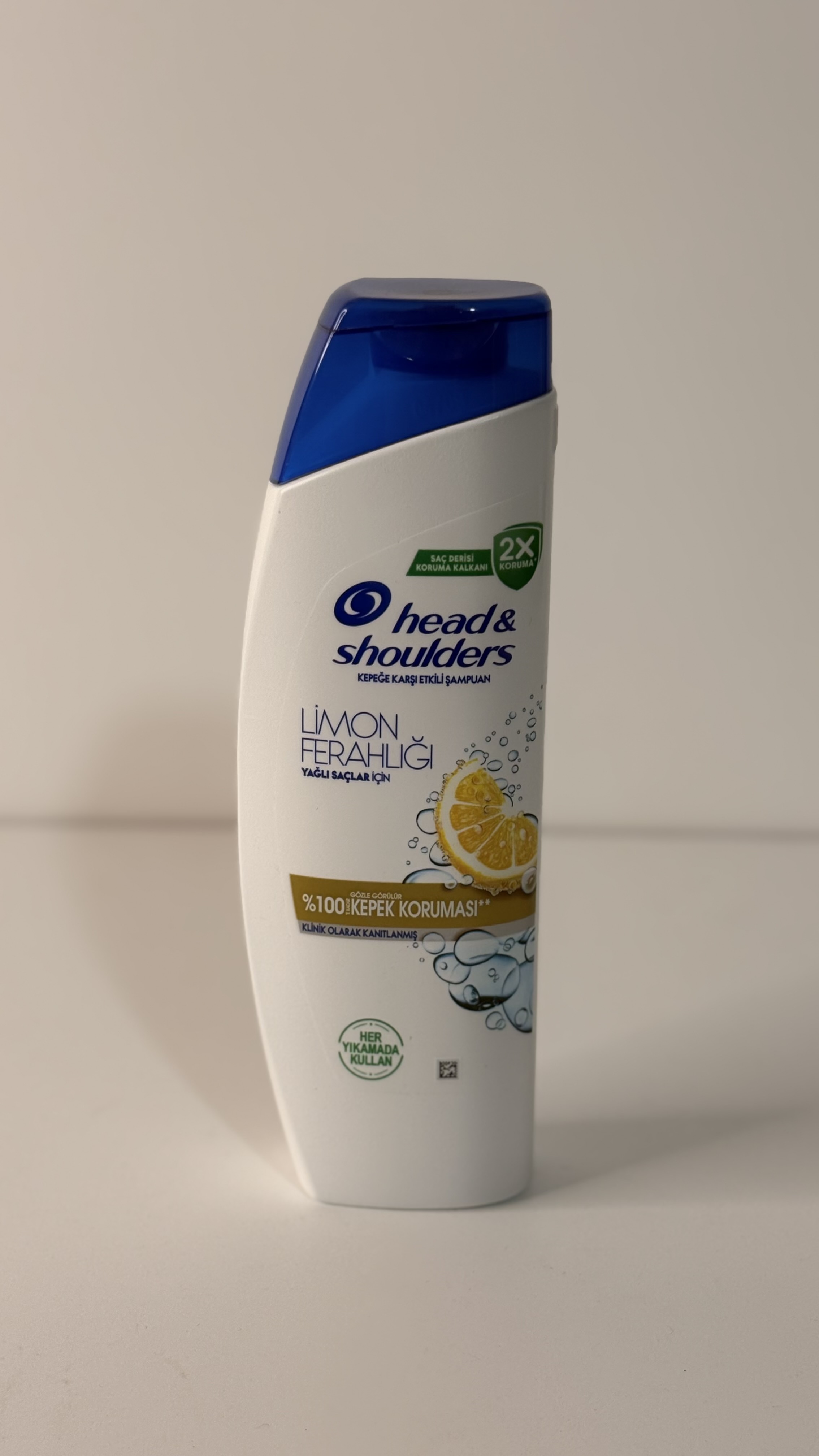 شامپو ضد شوره مردانه head & shoulders با رایحه لیمو